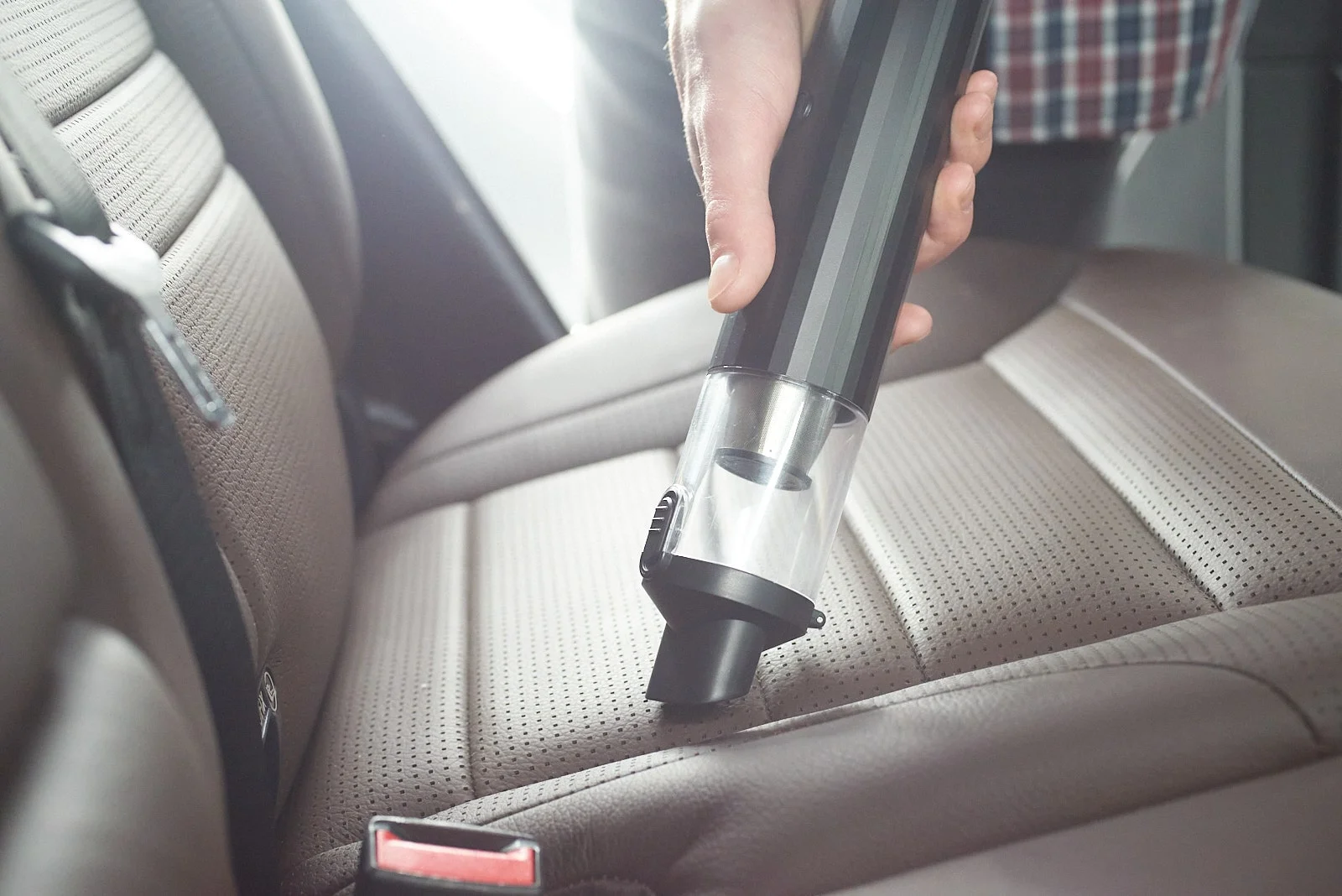 wireless handheld car vacuum cleaner for Ford Explorer